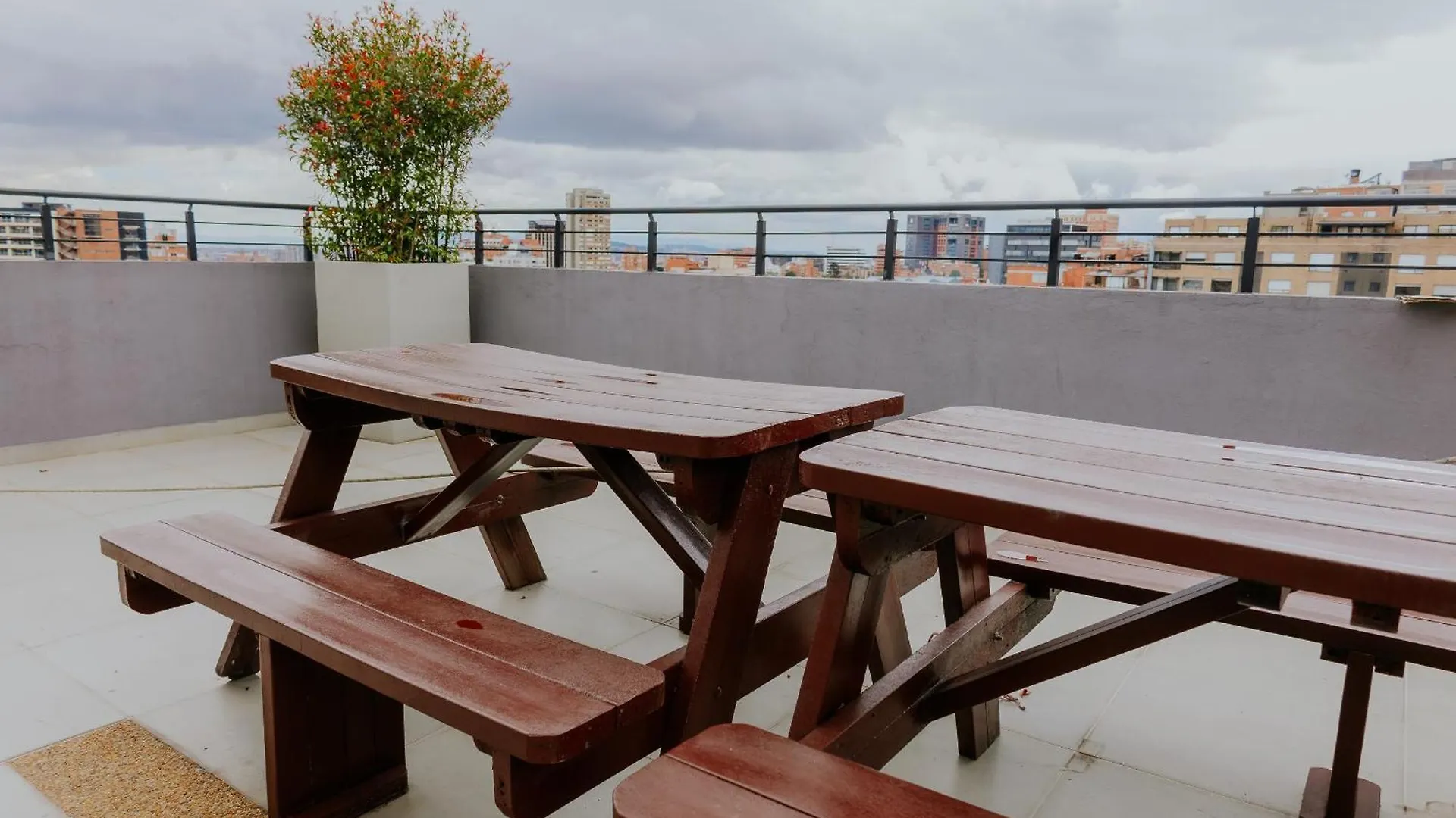 Moderno Estudio Con Gimnasio, Terraza Y Coworking En Bogota 0*,  Colombia